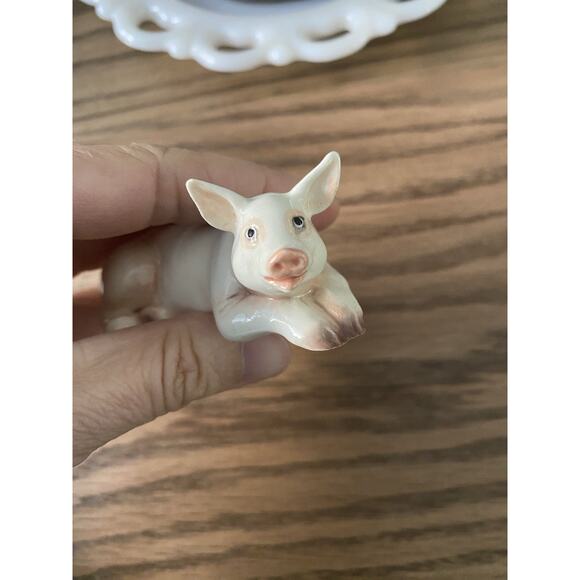 Vintage Hagen Renaker Pig Figure Porcelain Lying Pig Figurine - Picture 4 of 5